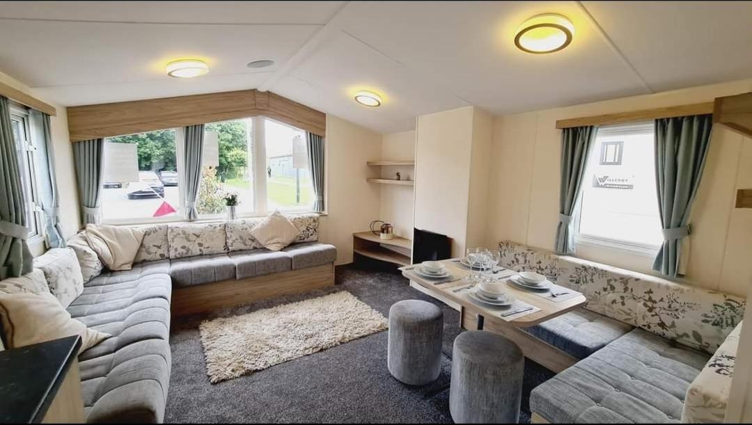 Tunstall View Caravan Holidays At Sand Le Mere Экстерьер фото